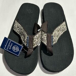 SIMPLY SOUTHERN Flip Flop Thong Sandals-Brown Camo - Medium (8.5-9.5)